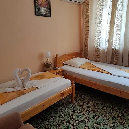 Pensjonat Guest Denitsa Obzor