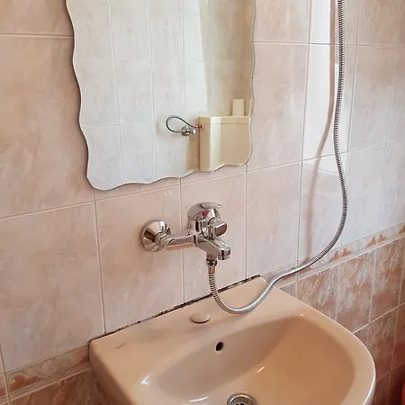 Guest Denitsa 3*
