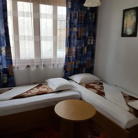 Guest Denitsa Obzor